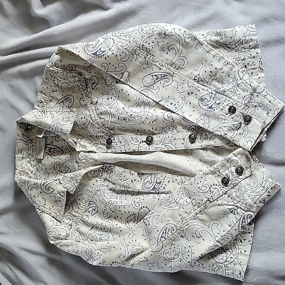 Vintage. Liz Clairborne, white and blue paisley denim jacket.